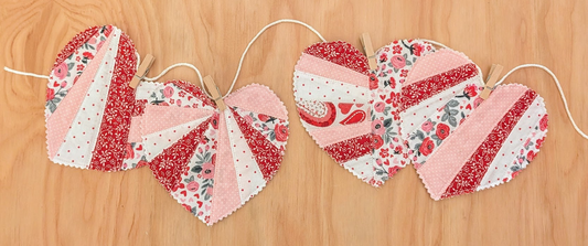 A Scrappy Hearts Bunting (PDF Pattern)